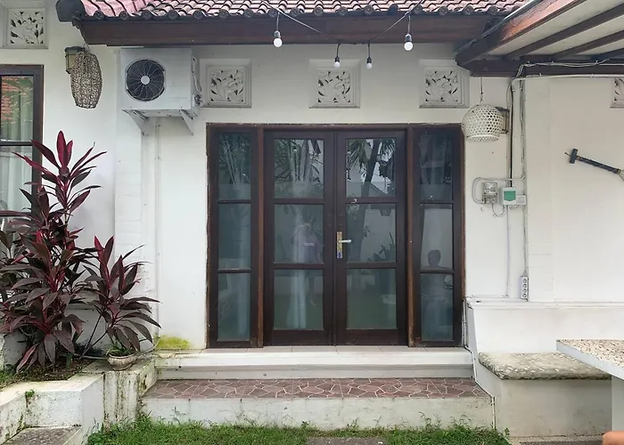 Friends Guest house 3*